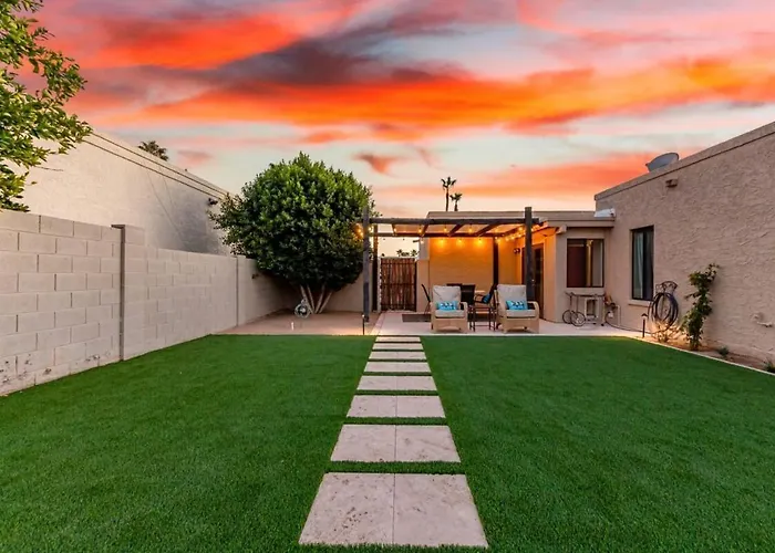 Executive Retreat-pool And Spa-az Canal Trail Holiday home Scottsdale