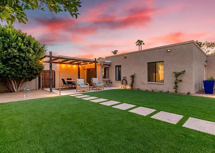 Holiday home Executive Retreat-pool And Spa-az Canal Trail Scottsdale